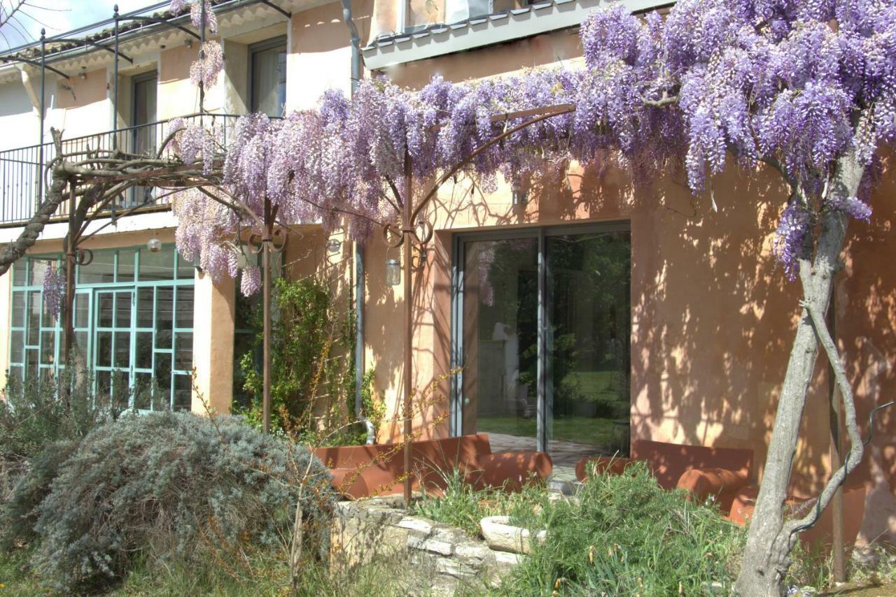 Mas Du Petit Claux Barbentane Exterior foto