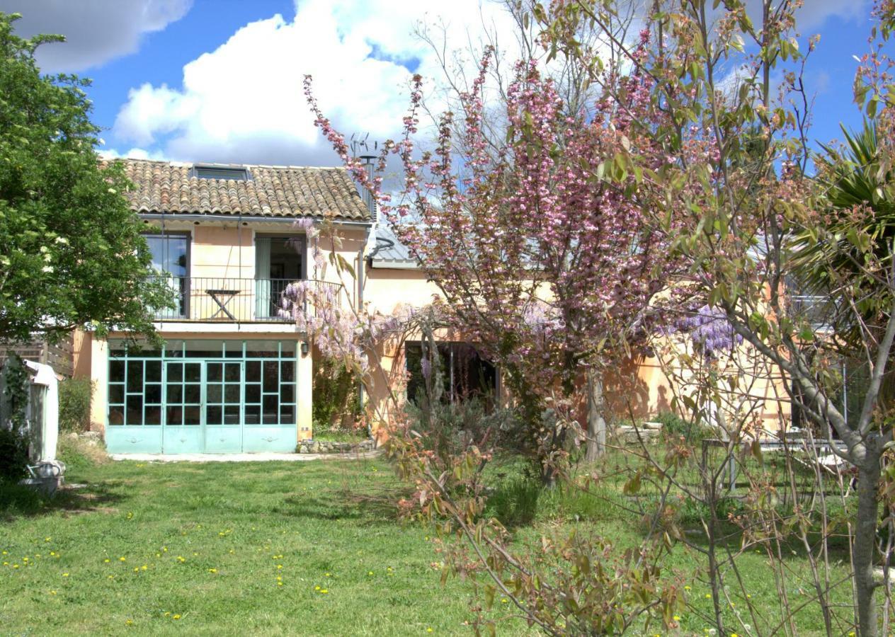 Mas Du Petit Claux Barbentane Exterior foto